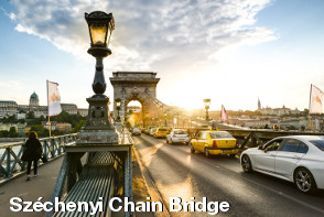 Budapest Sightseeing - Széchenyi Chain Bridge
